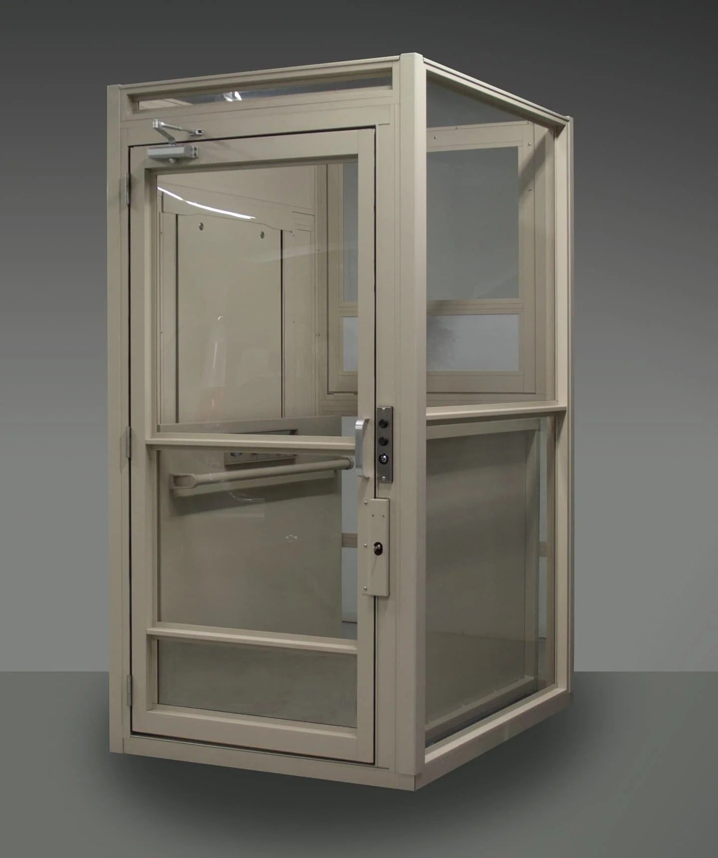 Savaria Multilift with aluminum-framed enclosure