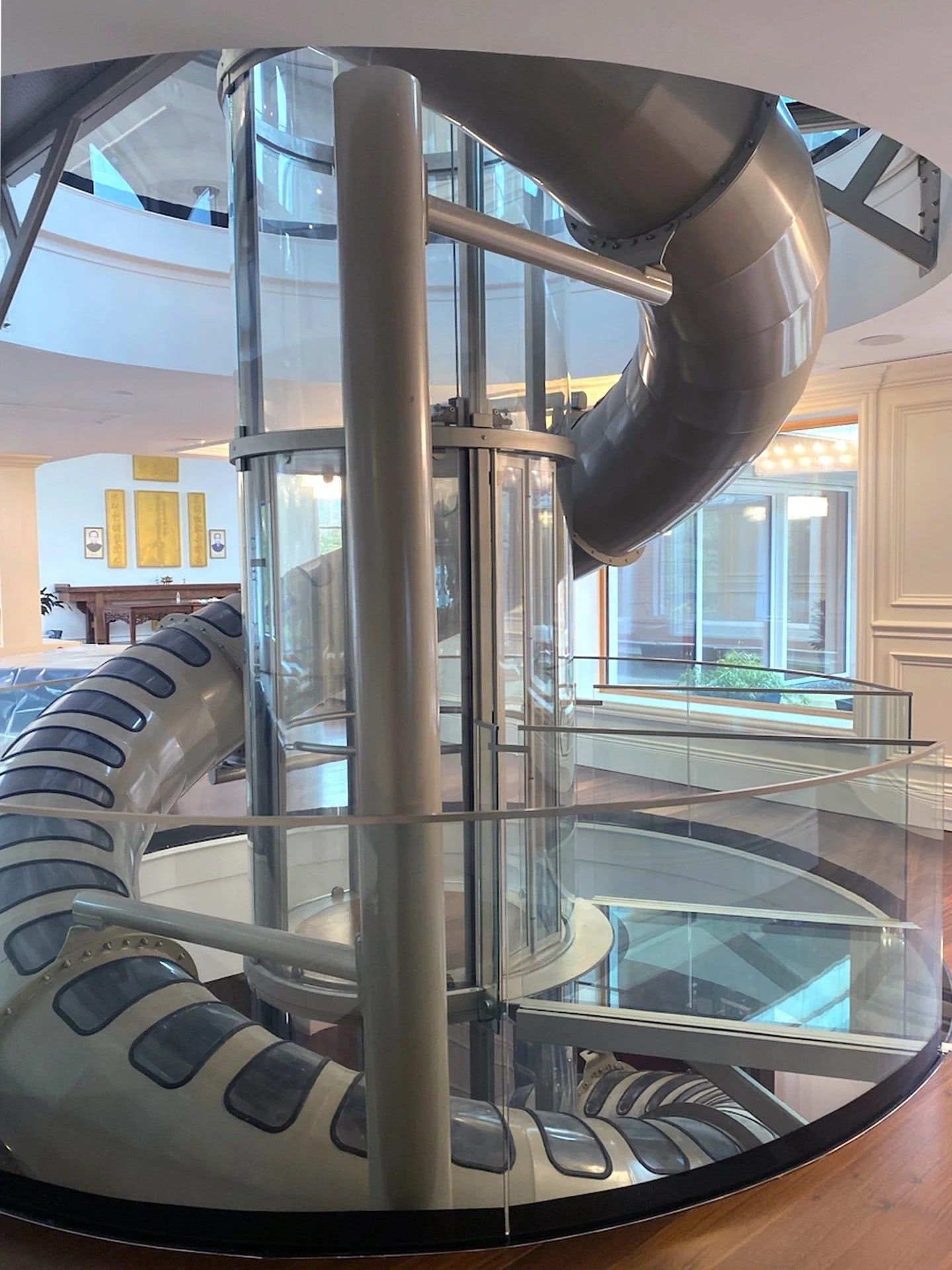 Savaria Vuelift installed beside a staircase
